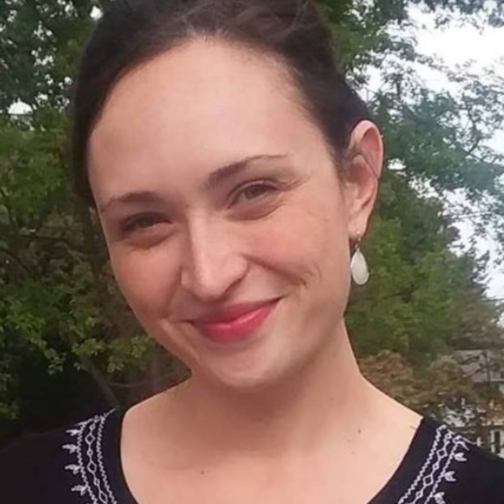 Meet your Posher, Alessandra